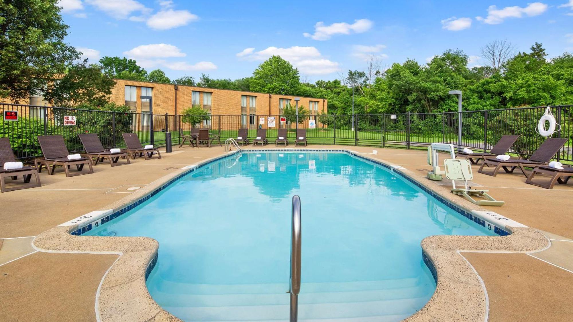 Best Western Leesburg Exterior photo