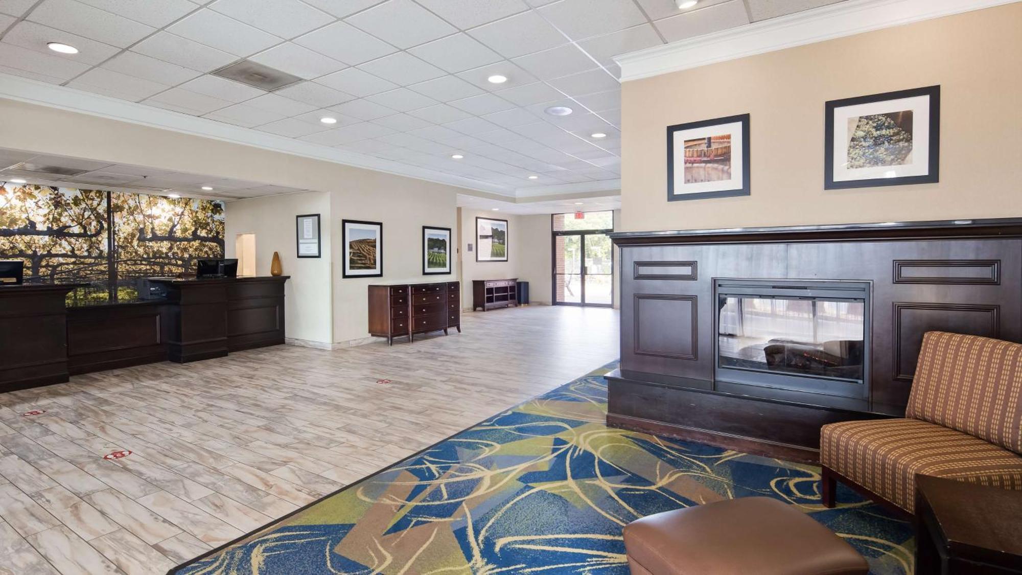 Best Western Leesburg Exterior photo